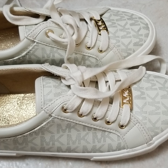Michael Kors Other - Michael Kors Girls shoes